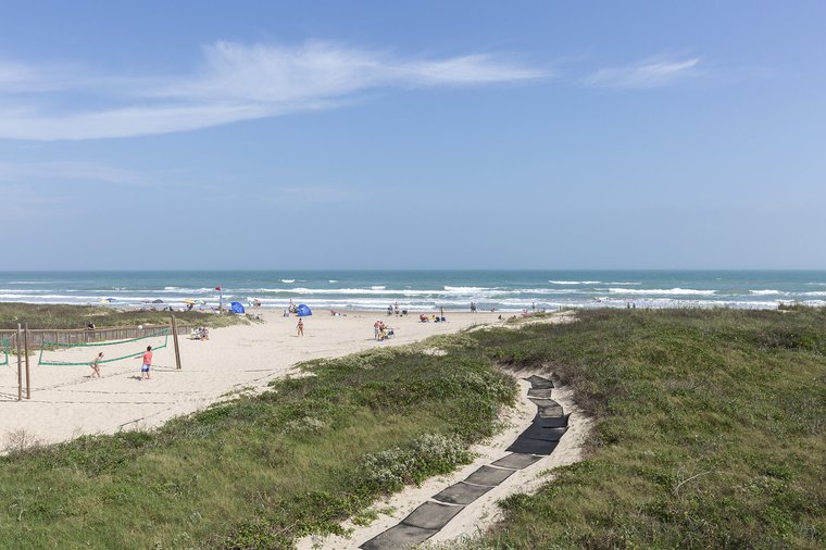 Alluring Oceanfront views Condo overlooking the Gulf of Mexico!