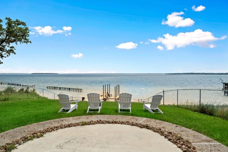 Lakefront Landing |BeachBox| Gameroom/Private Yard