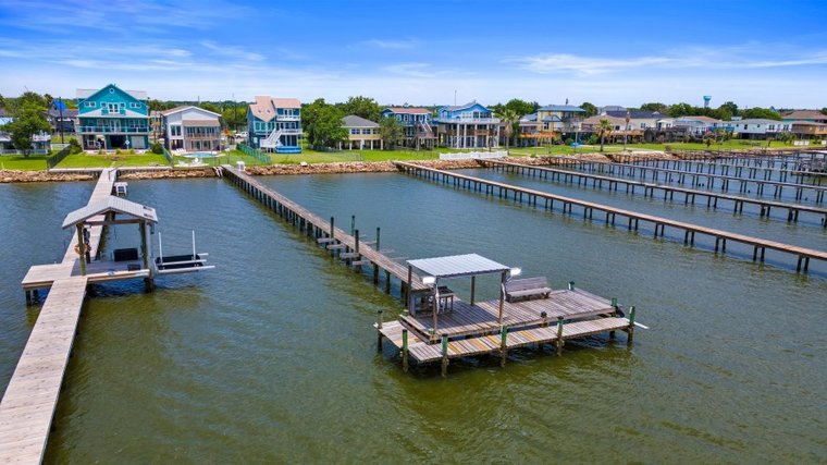 Salty Texan|BeachBox|Bayfront/Private Pool & Pier!