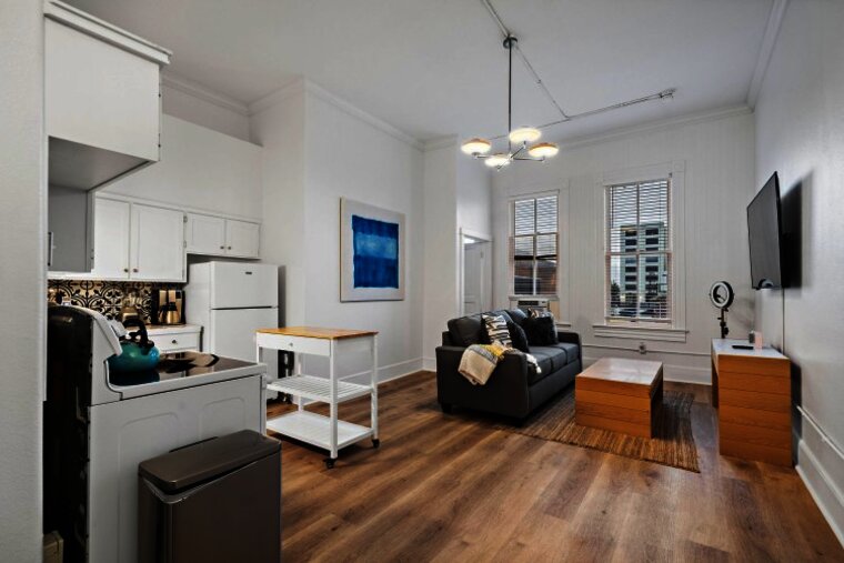 Market Street Loft E